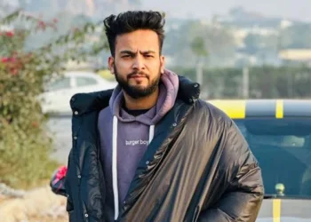 फिर सुर्ख़ियों में आए एल्विष यादव, बोले- बिग बॉस का जो भी है वापस ले जाओ…